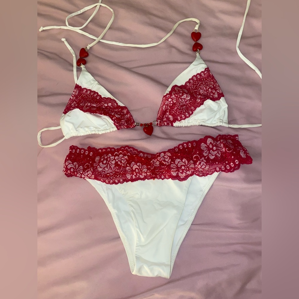 BEACH BUNNY Lace Bikini Super Rare! Size M Top, Size L Bottom. New Without Tags.